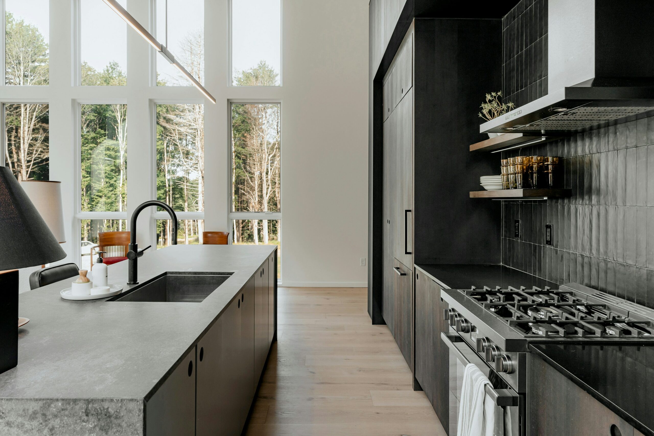 Countertop showroom or kitchen surface content strategy